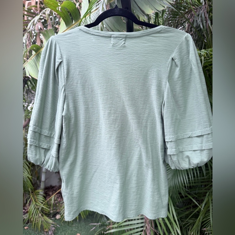 National LTD Nigella Pima Slub Cotton Pintuck Blouse Top Tee Clover Medium - Picture 3 of 6